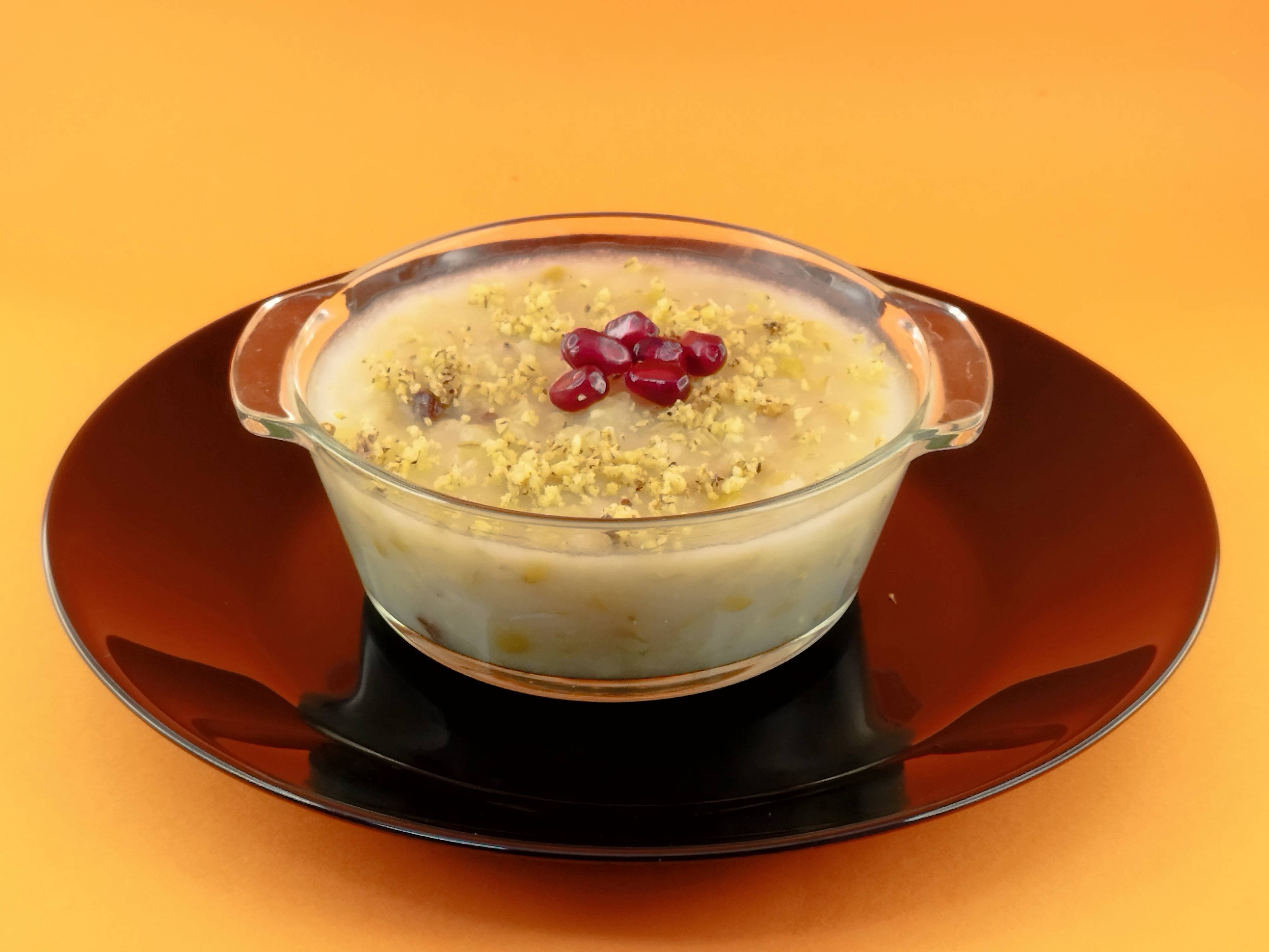 Ашуре с орехи и стафиди