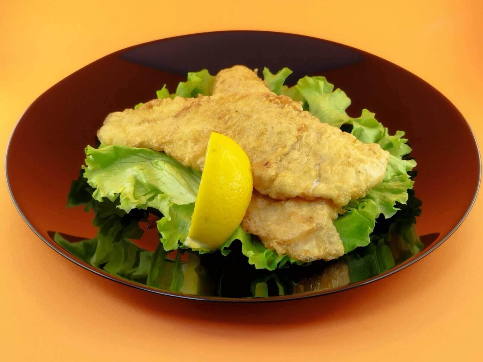 Бяла риба пане със сос " Тартар "