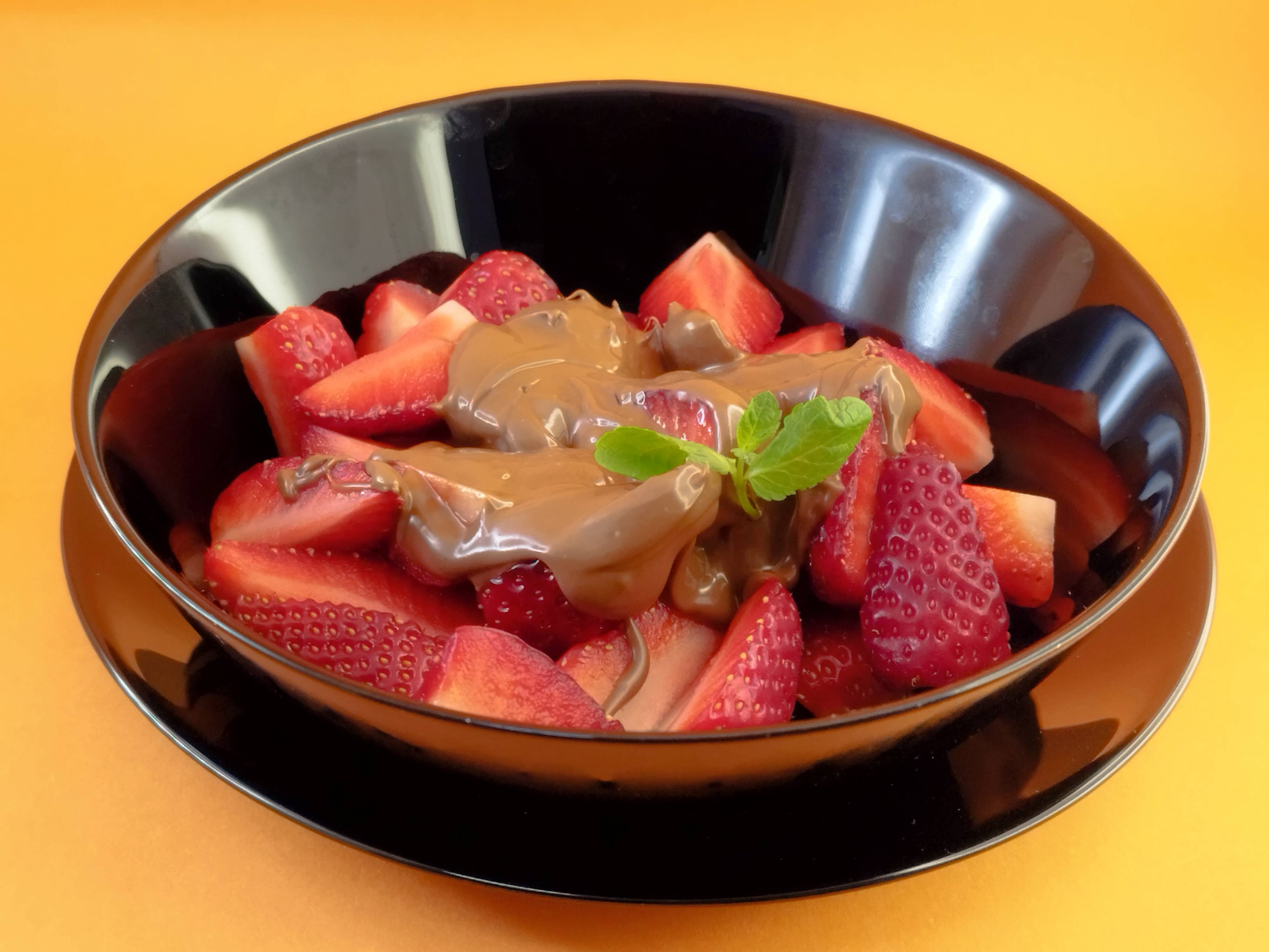 Ягоди с шоколад