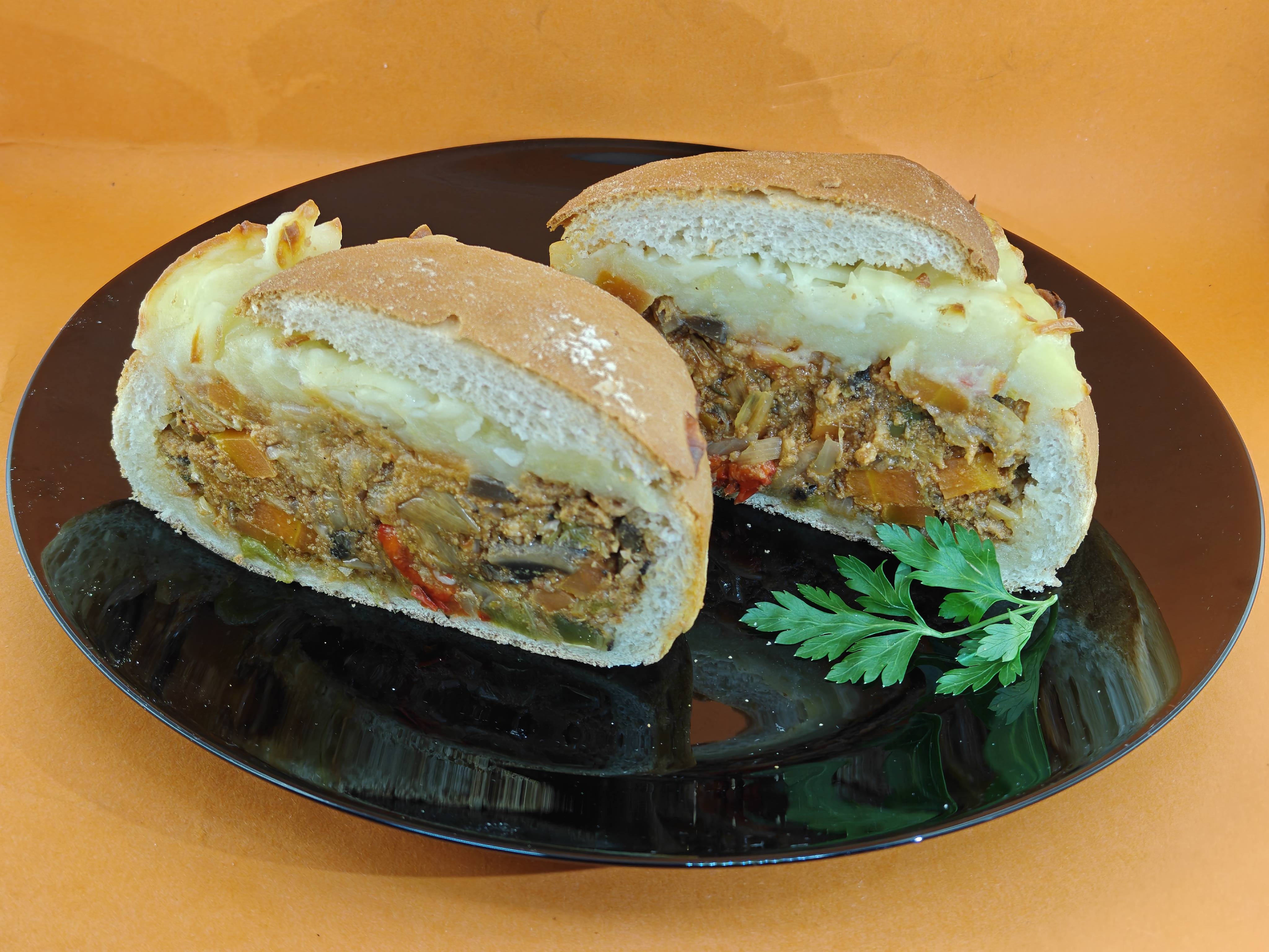 Овчарски пай в питка