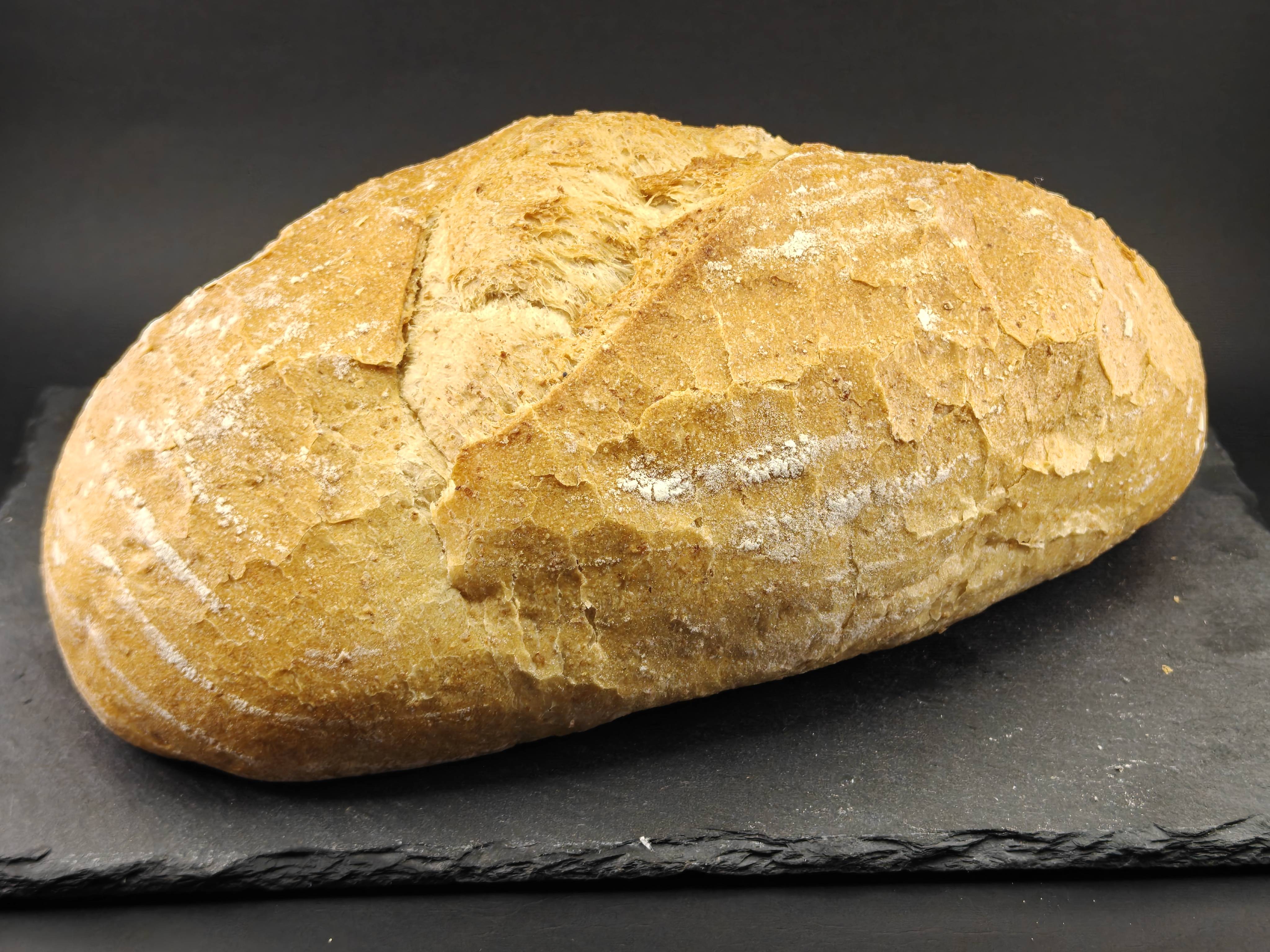 Пълнозърнест хляб 